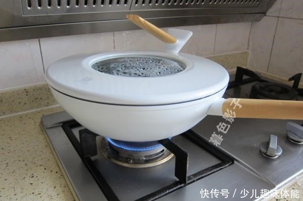 真不|看60岁阿姨的晚餐,真不淡定,几十年不变,就喜欢吃这啊!