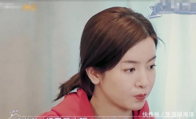 诸葛大力和李佳航|看李佳航与诸葛大力玩手游,李晟吃醋直言自己多余,谁注意两人坐姿!