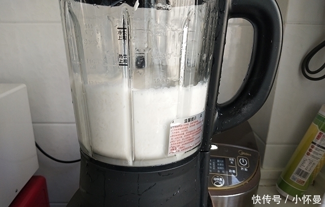 碰面|大米别煮粥,搅一搅手不碰面做米糕,比凉皮简单,比面包香软好吃