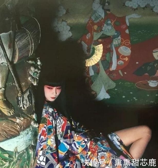 亚洲|她是性感又危险的东瀛美人，也是首位在巴黎时装周走秀的亚洲超模