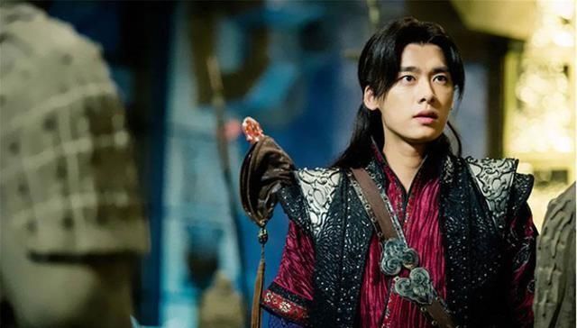  转型|你可以嘲笑李易峰的转型失败，但不能否认他依然优秀