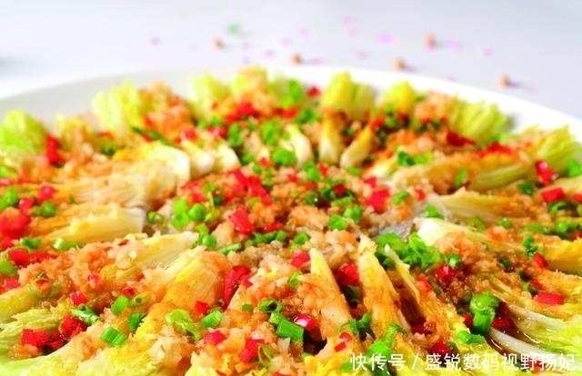  试试|娃娃菜怎么做好吃？试试蒜蓉粉丝娃娃菜吧，味道鲜美，越吃越香