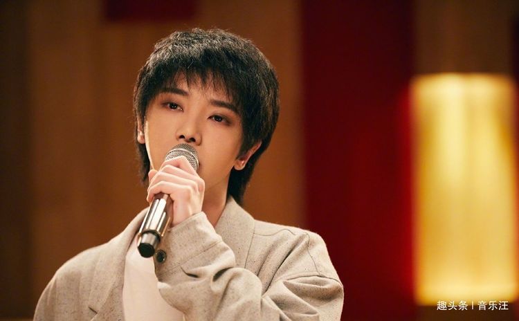  丁太升|怼哭萨顶顶的丁太升，评价《歌手2020》第五期华晨宇被高估了