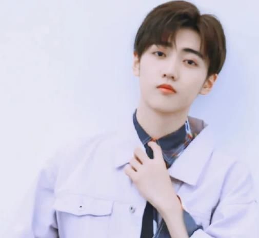 喜欢|他不仅被肖战宠着,就是王一博也不例外,他有多招人喜欢