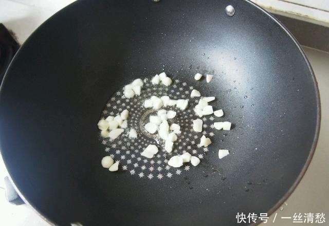 家常菜|不要说简单的菜肴不好吃,此道家常菜朴实简单,却另有滋味