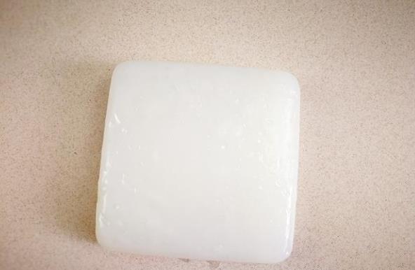  方法|想吃凉粉不用买，在家就能做，方法和配方比例教给你，5元做一锅