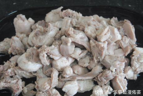 块钱|兔肉23块钱一斤,教你红烧做法,3个步骤去除土腥味,鲜嫩多汁