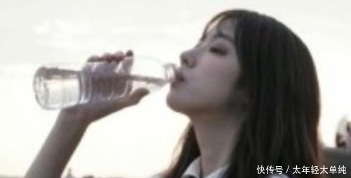  蜂蜜|青春期女生想“变白”？这3饮料没事喝两口，迟早能逆袭“牛奶肌”！