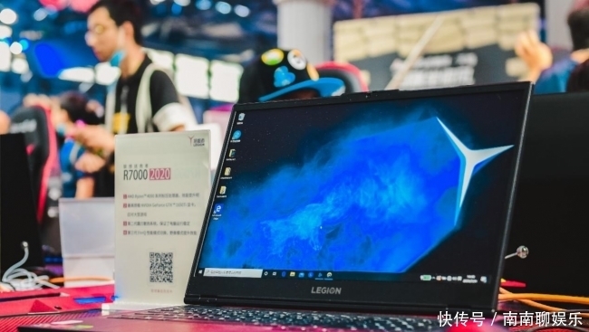  崛起|锐龙崛起谁与争锋？AMD携手天猫电竞节ChinaJoy秀至尊游戏本