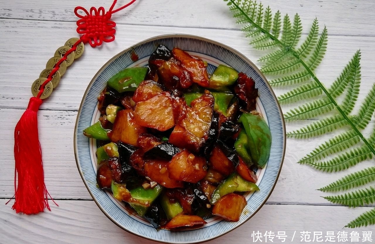 三鲜|#人人能开小吃店#比肉还好吃倍的地三鲜??好吃到爆