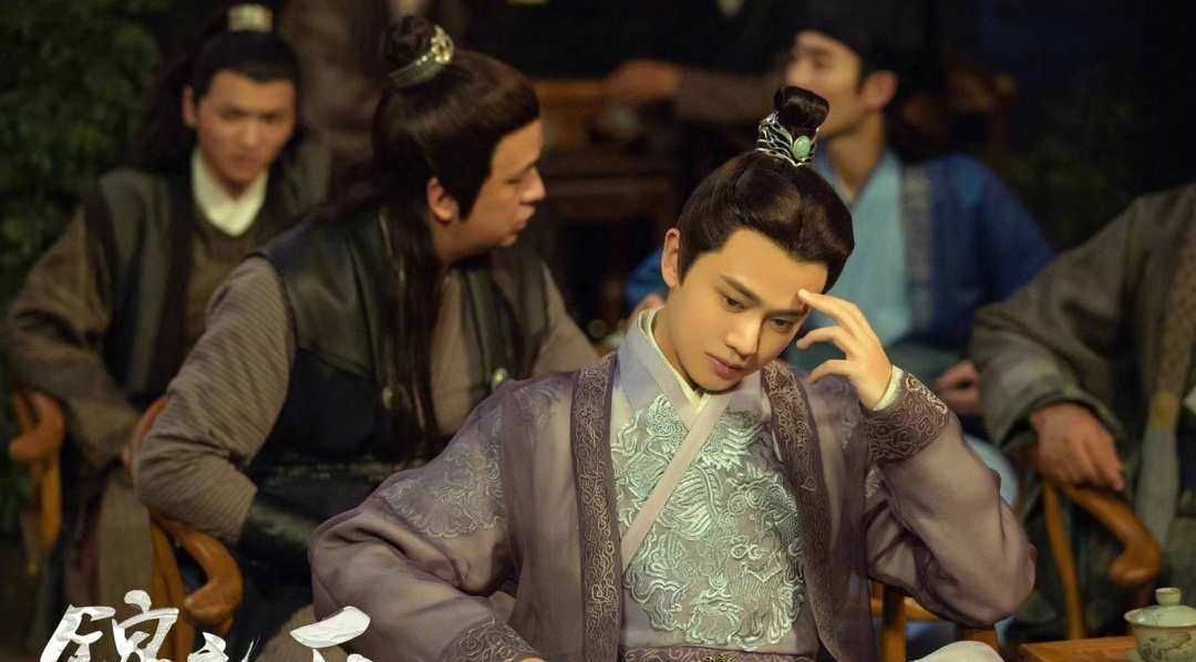 任嘉伦|任嘉伦加盟新综,从参赛者到导师的转变,是历练与成长也是值得