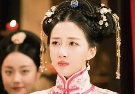 女人|努尔哈赤在最爱的女人死后，竟用4个侍女陪葬，还吃斋念佛一个月！