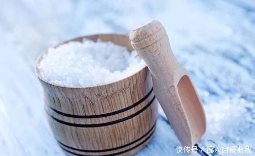  动作|女生经常做的3个动作，让皮肤越来越差，再贵的护肤品都拯救不了