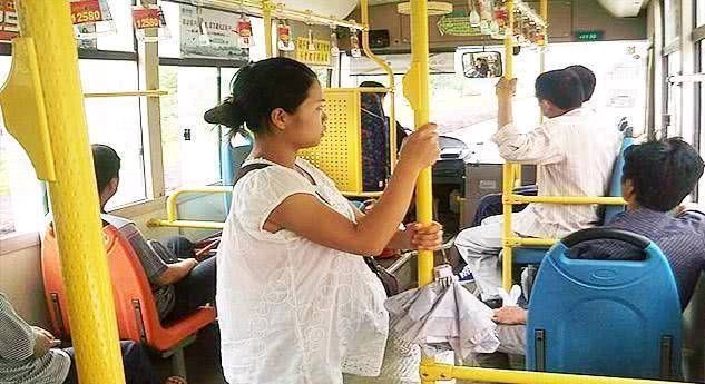 李阳|孕妇拒绝让座结果,她突然刹车,悲剧发生了