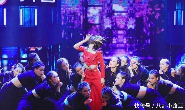 综艺节目|江苏台《蒙面舞王》首播,辨识度太低,水平太差,卖腰卖腿太浮夸