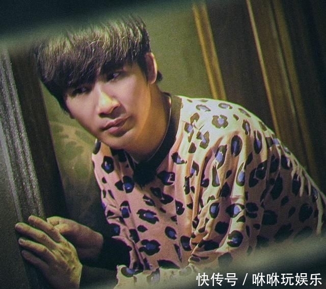 吓成|《密逃》空降开播,Justin凭胆量成为全场最A,邓伦被吓成小姑娘