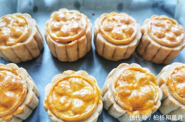 添加|哪种月饼好,还是五仁月饼好吃,不过的是自己做的,无添加更健康