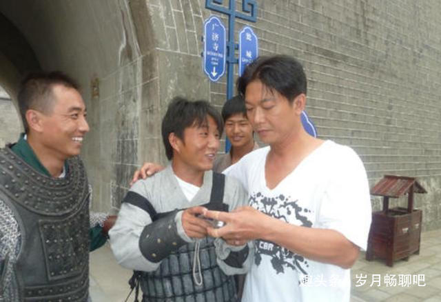 状态|横店“20万群演”的现状懒汉的天堂,疯子的乐园,光棍的世界