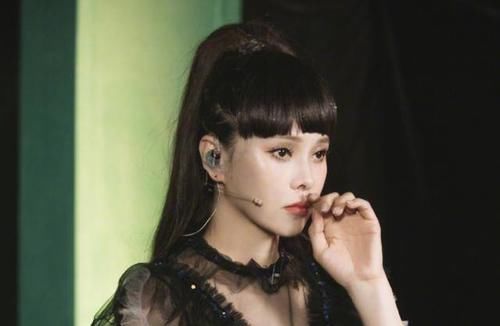 大跌|《浪姐》排名曝光,吴昕万茜排名大跌退下,扮猪吃老虎的她却登第一