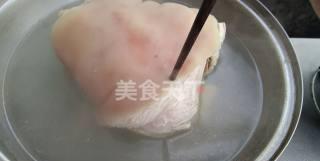  好吃|怎么做家庭版酱肘子最好吃 家庭版酱肘子怎么做好吃