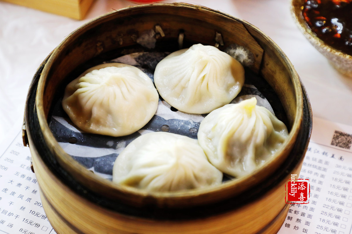 浇头|吃了这四家镇江代表性的网红面馆,基本就成了镇江锅盖面的全科生