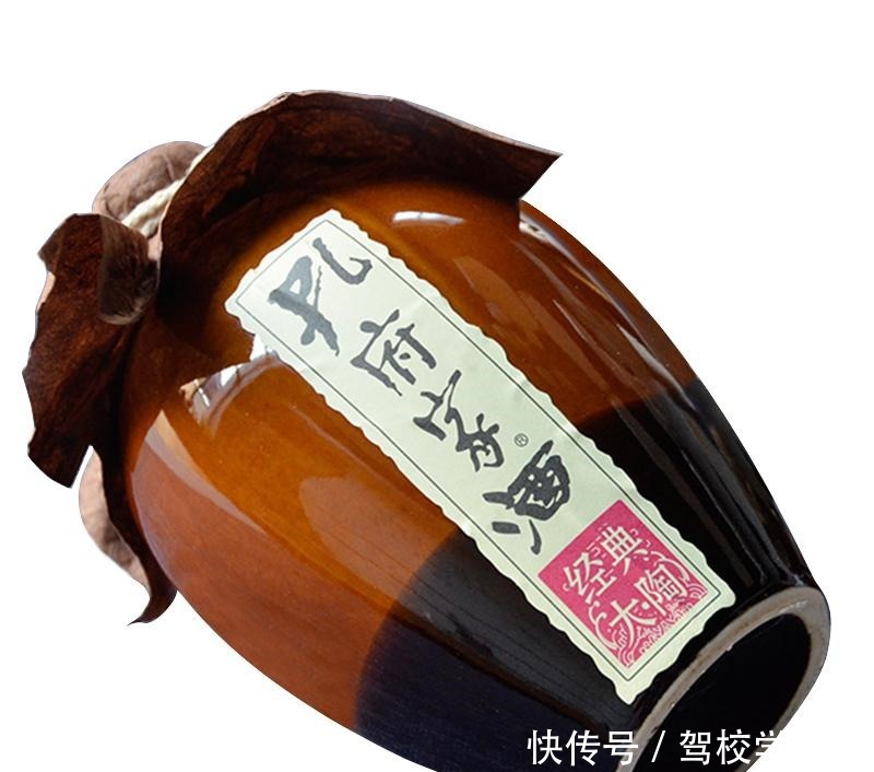 廉价|发现4种“尴尬白酒”,酒厂堆成山,廉价无人问,却是良心好酒