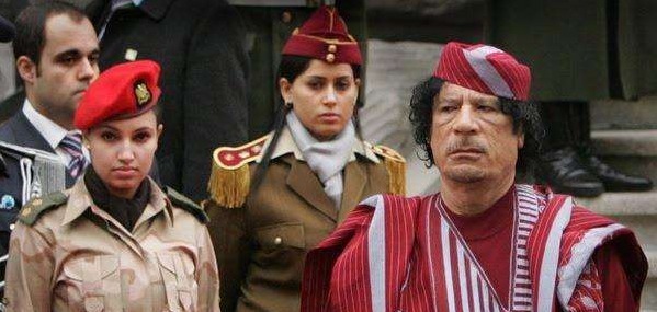 嚣张|卡扎菲生前有多嚣张?半夜闯苏联领空险被击落,只为运几箱矿泉水