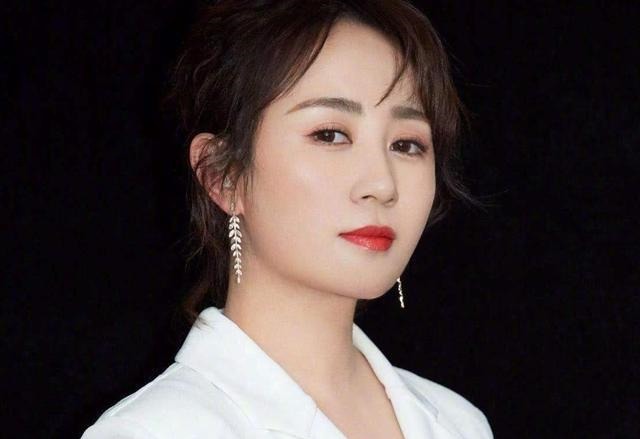 走心|沈腾大型双标现场引爆笑,与马丽谈论女团,一开口老5G冲浪达人