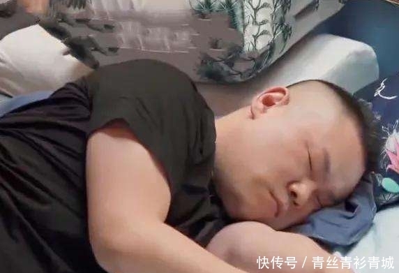 黄磊|黄磊替女儿要相声门票被拒绝,岳云鹏回答让人无法反驳