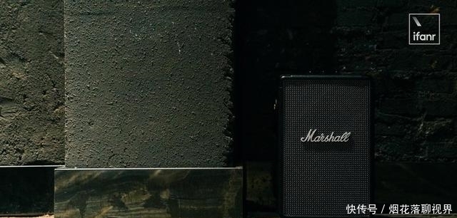 便携|小而智能,这是个「另类」的 Marshall 音箱