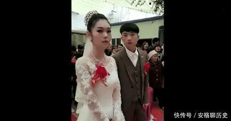 现场|实拍 17岁小伙就娶媳妇了 婚礼现场不认真的态度让大家很担忧