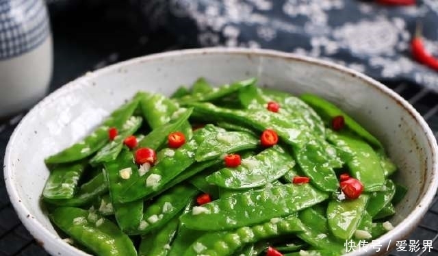 上桌|秋天女儿最爱的素菜,便宜又营养,1周准吃3回,上桌两三下吃光