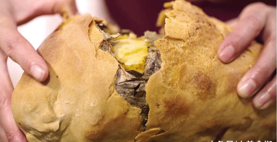 花鸡|越南“天价”网红鸡,500元一只,退也退不掉,却切出个“大铁蛋”