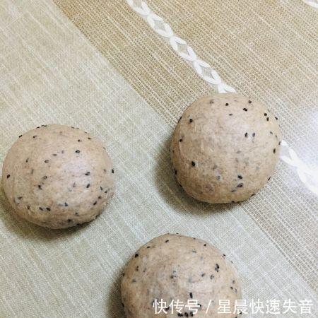 发酵|全麦黑芝麻吐司(波兰种)