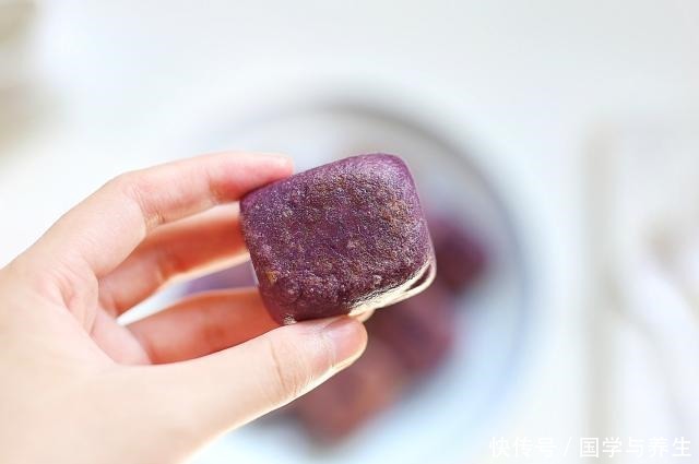 不炸|紫薯里加3个鸡蛋,不煮不炸,个个软嫩好吃,比麻团还要香