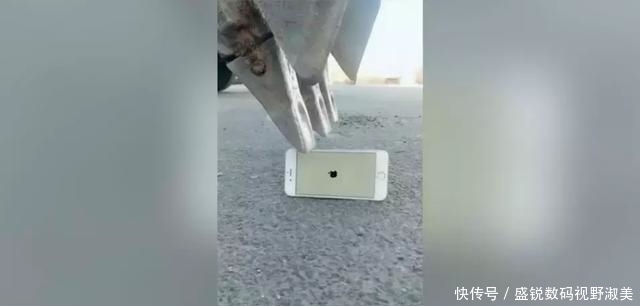 开成|“只有中国人能把挖掘机开成这样!”外国人直呼活久见