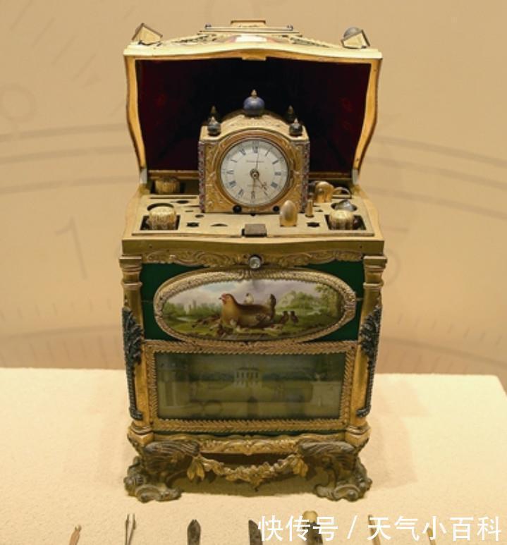 太监|李莲英为何能得慈禧欢心,从门匾看慈禧心思,看西洋钟救大臣一命!