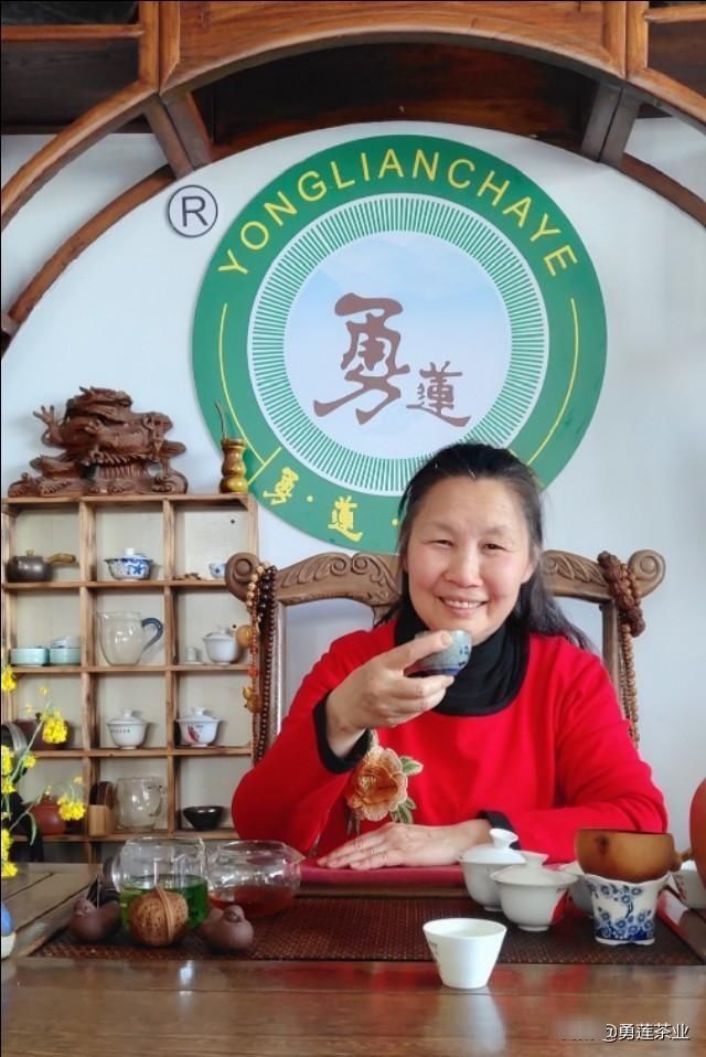 享受|一杯好茶,在手里就是一道风景,到了嘴里就是一种人生的享受