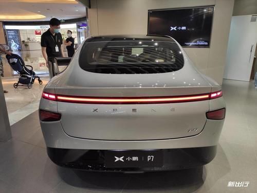 新能源汽车|买一辆概念车是什么感觉小鹏P7简单上手体验