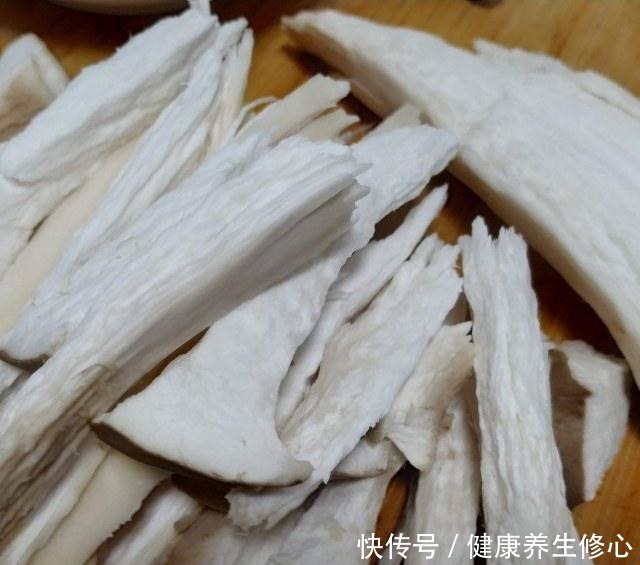 下酒|香炸酥脆杏鲍菇,馋死人了,下酒、当小零食都好吃