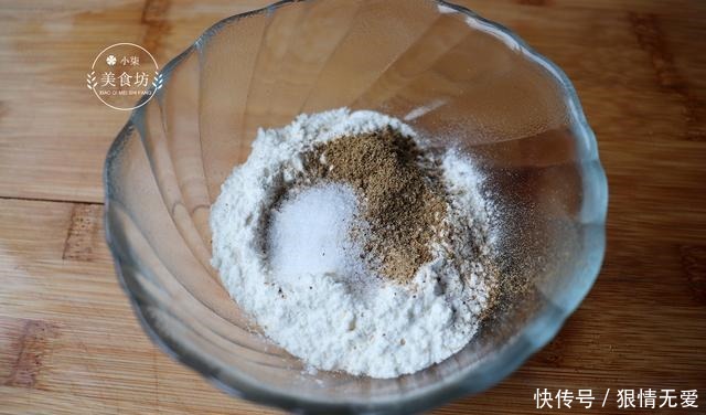 油酥|面粉别做油条了,教你好吃的做法,不用烤不油炸,出锅瞬间被扫光