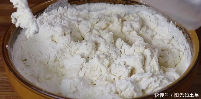 入适量|3个鸡蛋加4个胡萝卜,简单一做,营养解馋,孩子天天想吃