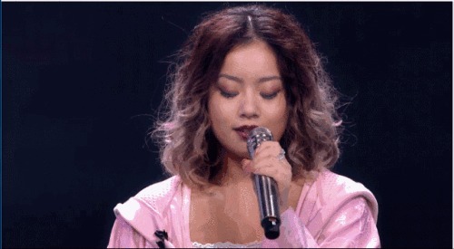  境遇|出道2年境遇天差地别，她们撕开娱乐圈残酷真相