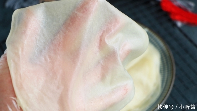 饺子皮|春饼别买了,不和面不揉面,10分钟做100张,又薄又劲道