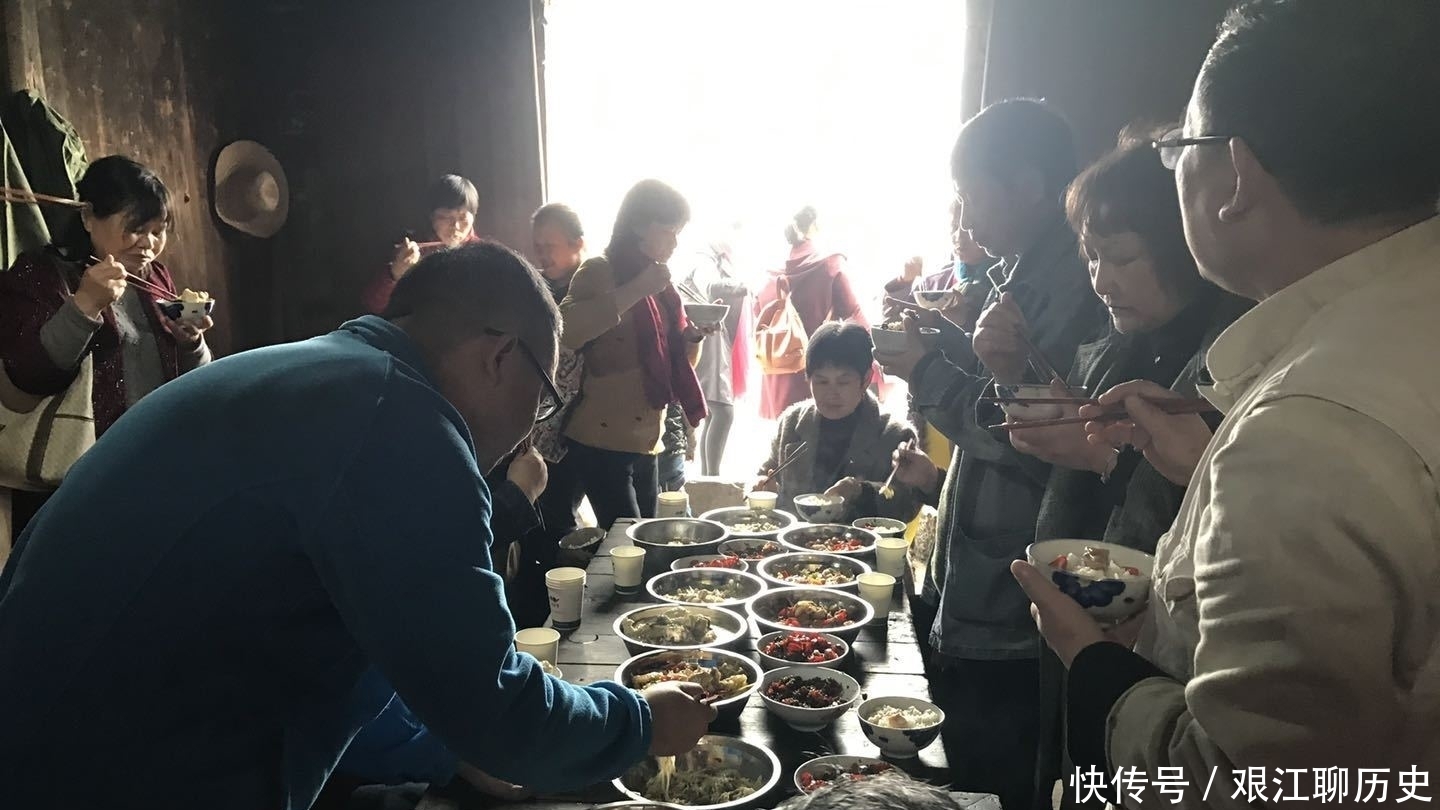  蹉跎岁月|青云观知青开山劈路 大叶茶培育造福一方……蹉跎岁月精神永存