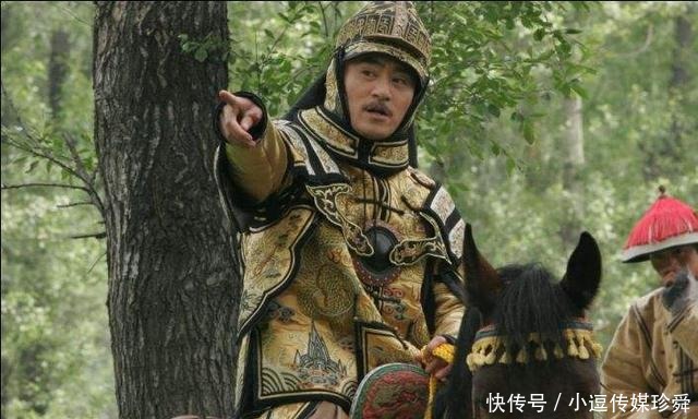 嘉庆皇帝|皇帝打猎中暑离世,没有棺材,临时找来几块板,8千人抬