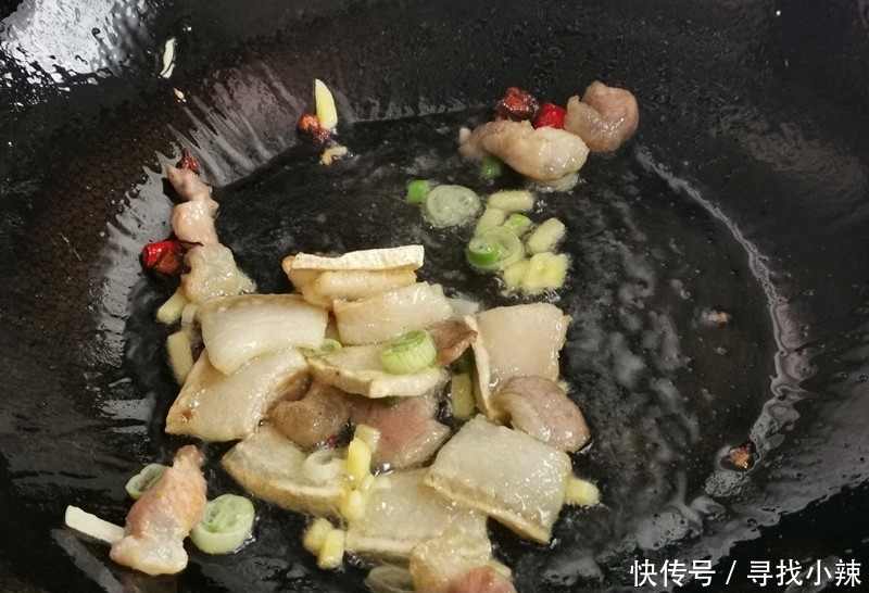 特香|芸豆这样做,鲜嫩清脆入味,吸饱汤汁,用来拌饭特香,做法也简单