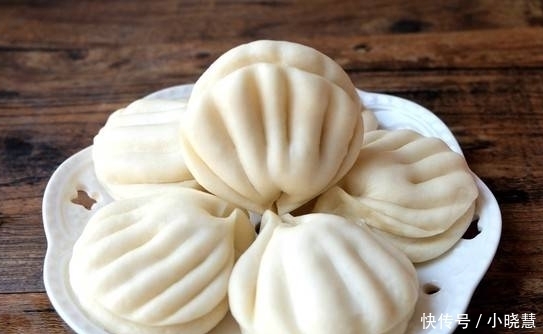 傻傻|蒸馒头,别傻傻只会酵母和白糖!偷偷加一点它,10分钟发满大一盘