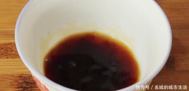 猪肝|炒猪肝不要直接下锅炒,加上这小技巧,鲜嫩不老没腥味,特别下饭
