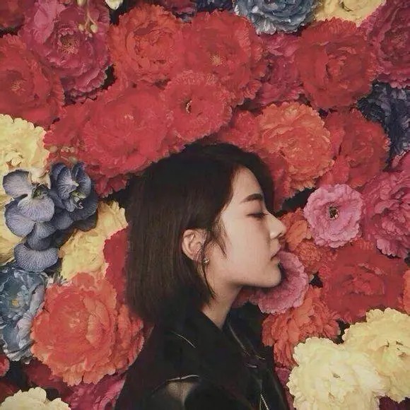 角度|女生拍照想要五官立体，试试这个角度，面部显瘦效果好